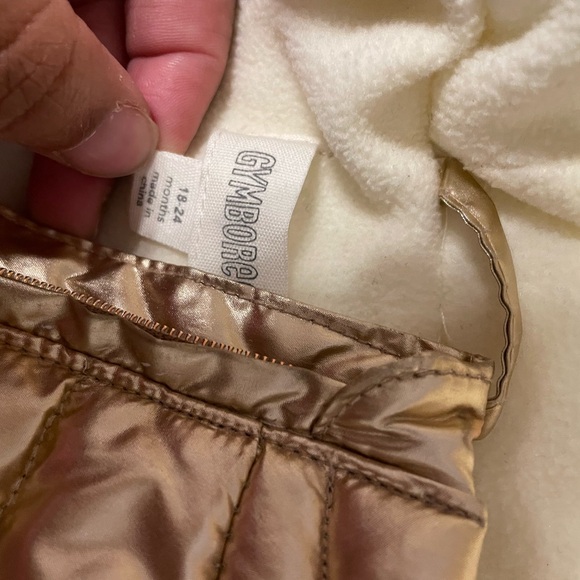Gymboree Rose Gold puffer coat - Picture 5 of 8